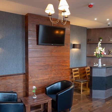 Eagle Hotel Luton Airport Exterior foto